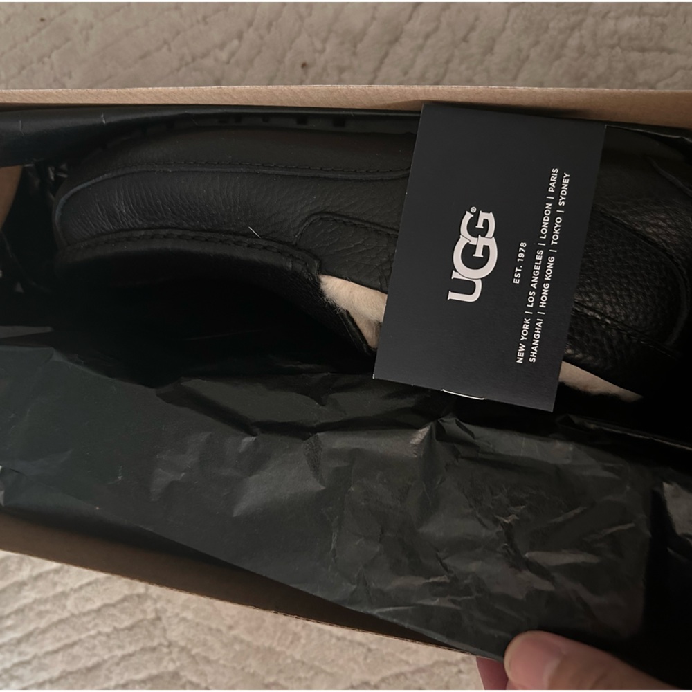 Ugg Men Black Ascot